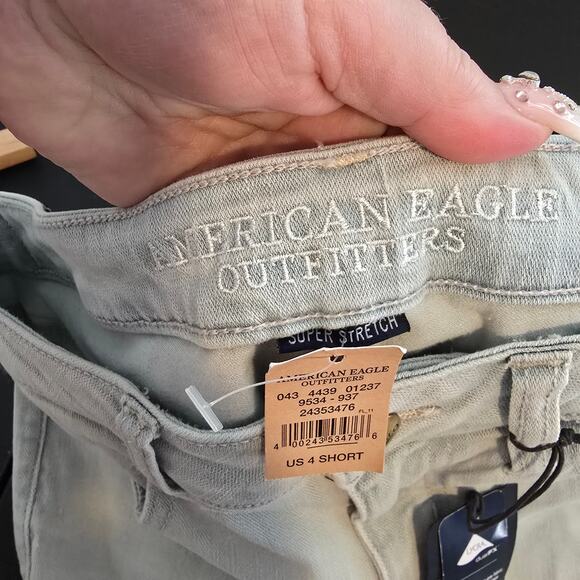 NEW American Eagle AEO Denim Distressed Skinny Jeans Light Wash Size 4 Short - Picture 6 of 16